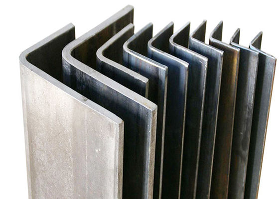 Acero laminado en caliente suave desigual del molde del material de las barras de acero del igual